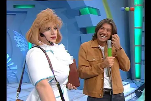 Contratar a LA MAESTRA NORMAL Contacto al: 011 5452-1766
